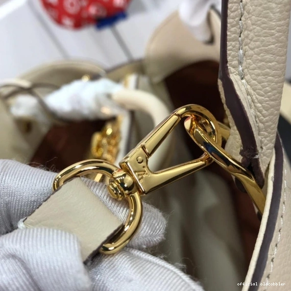 Official oldcobbler MONTAIGNE MM VUITTON LOUIS 0727